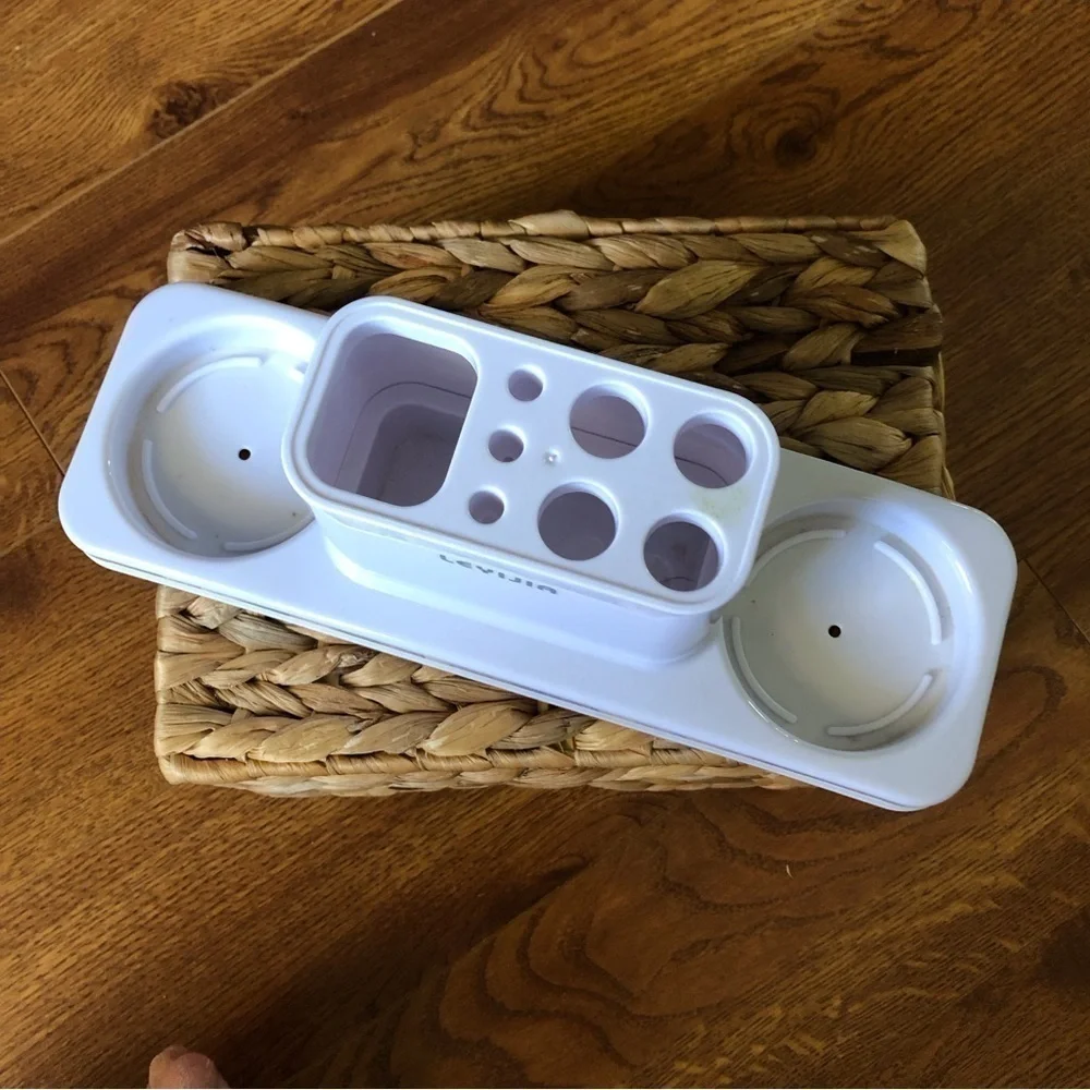 Levijia white bathroom organizer